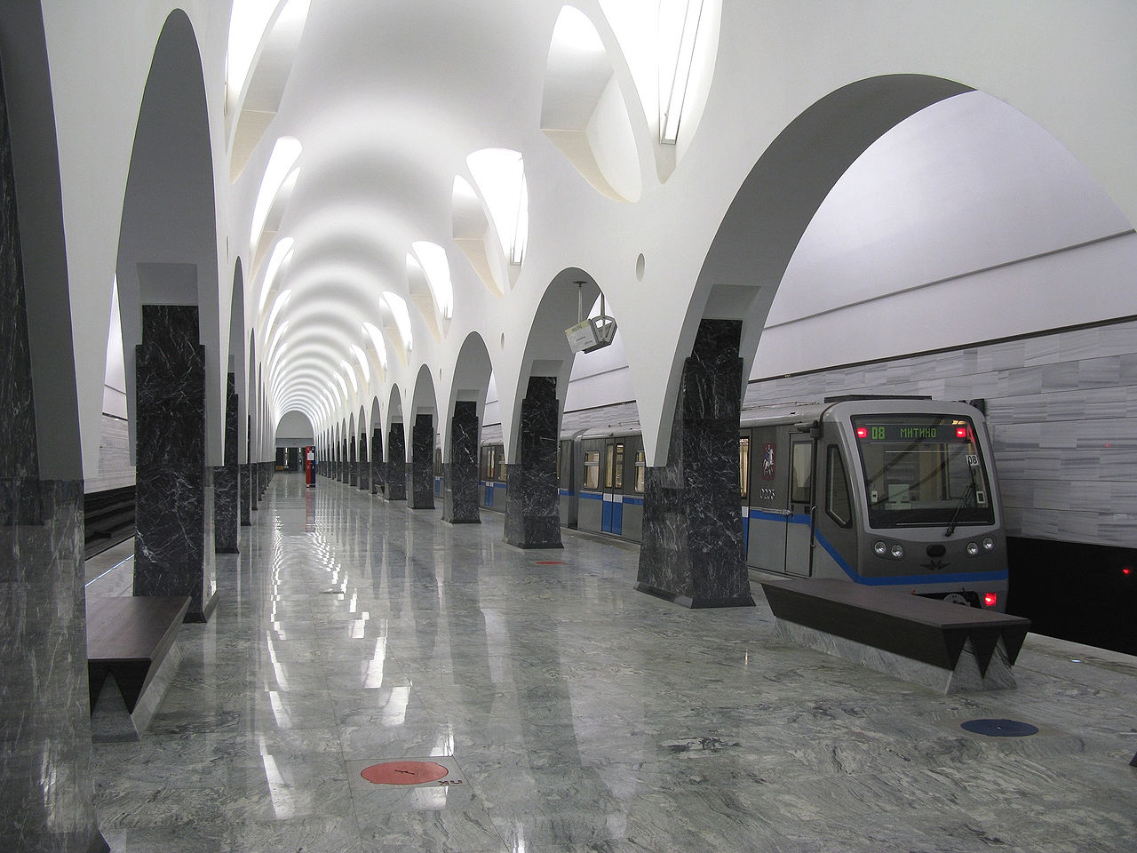 Метро Волоколамская